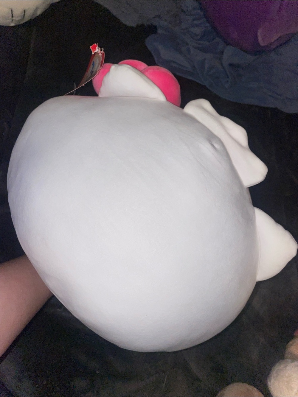 Hello Kitty plush - Picture 3 of 3